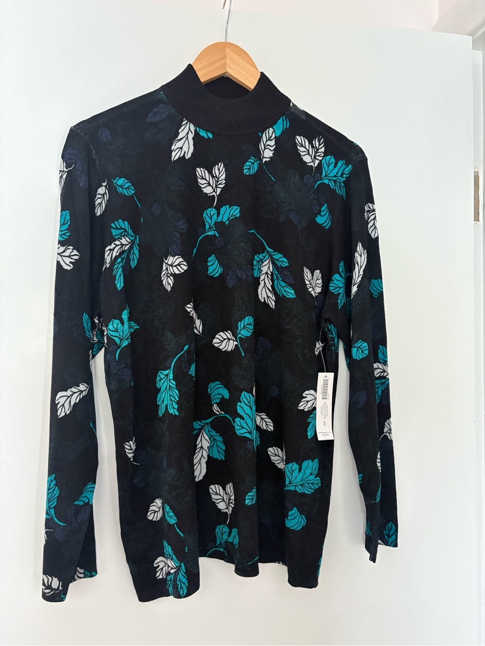 Chico's Black Floral Print Mock Neck Top with Teal and White Leaves size 3 NWT